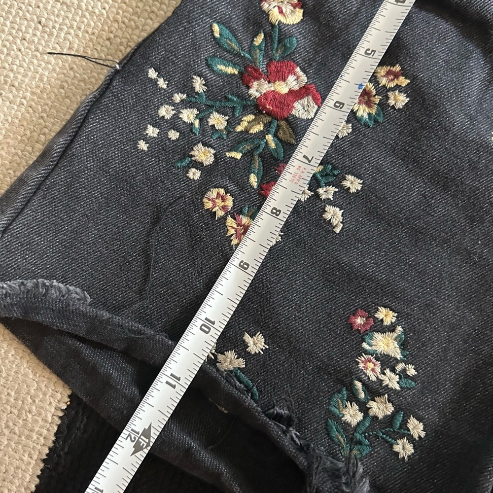 Black Denim embroidered Jean shorts - Picture 6 of 8